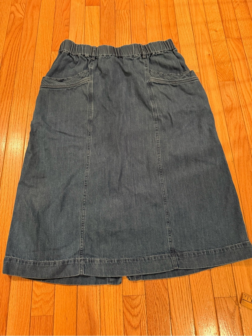 St. John's Bay Blue Denim Midi Skirt pockets size LP elastic waist modest